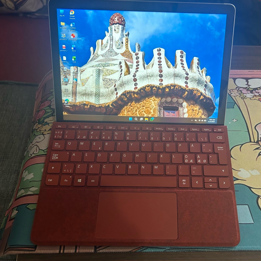 Microsoft Surface Go 2 Second
