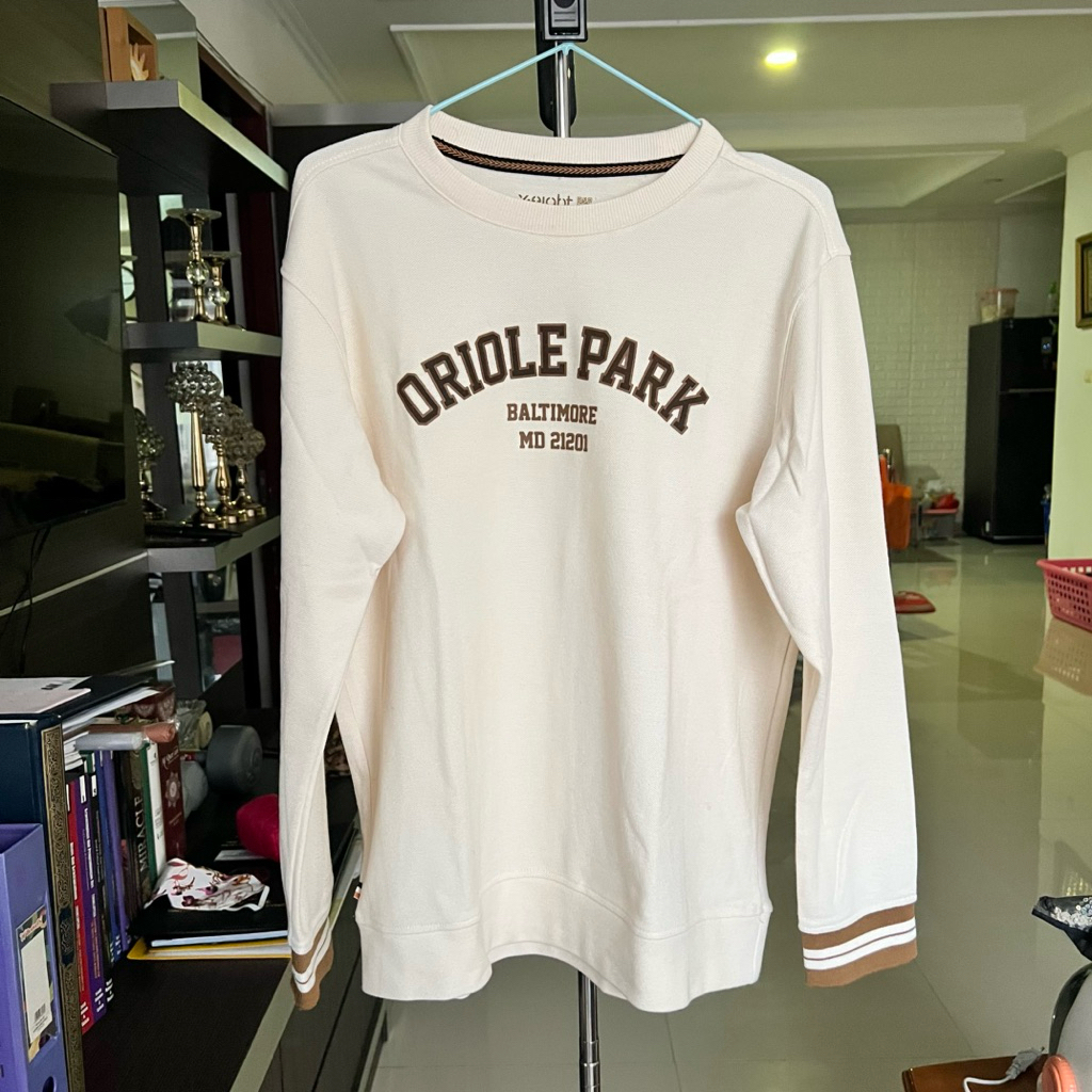 Baju X Eight - Size M