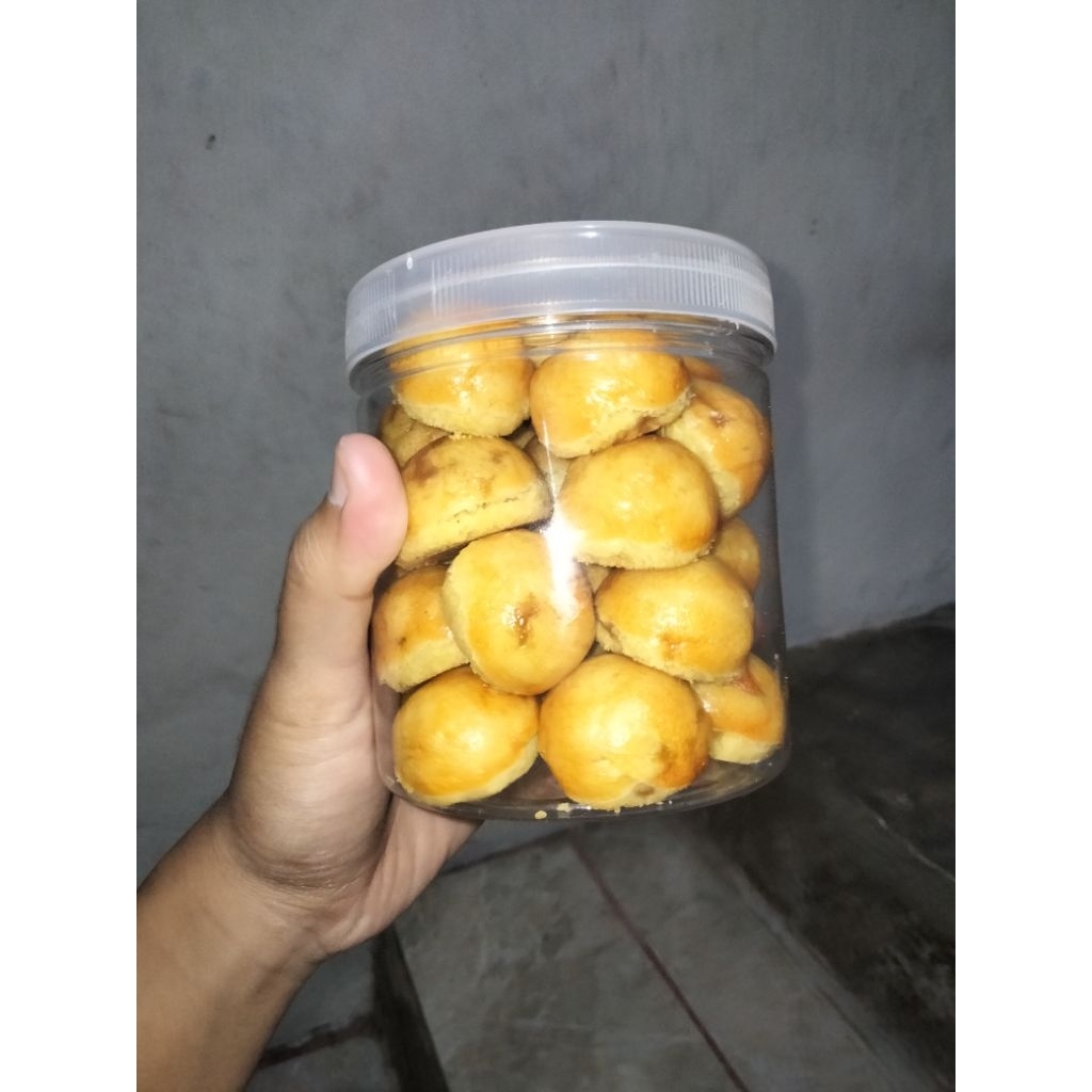 Kue kering Nastar toples 600ml