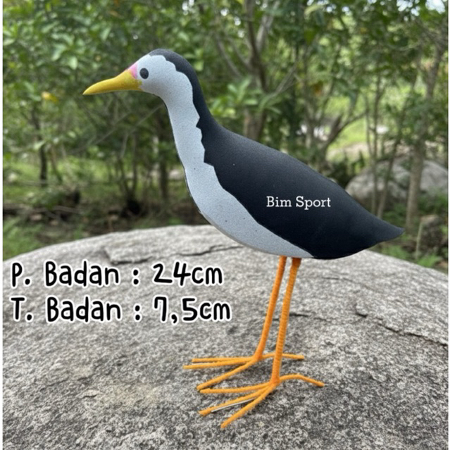 Jontrot ruak ruak - Patung burung ruakruak