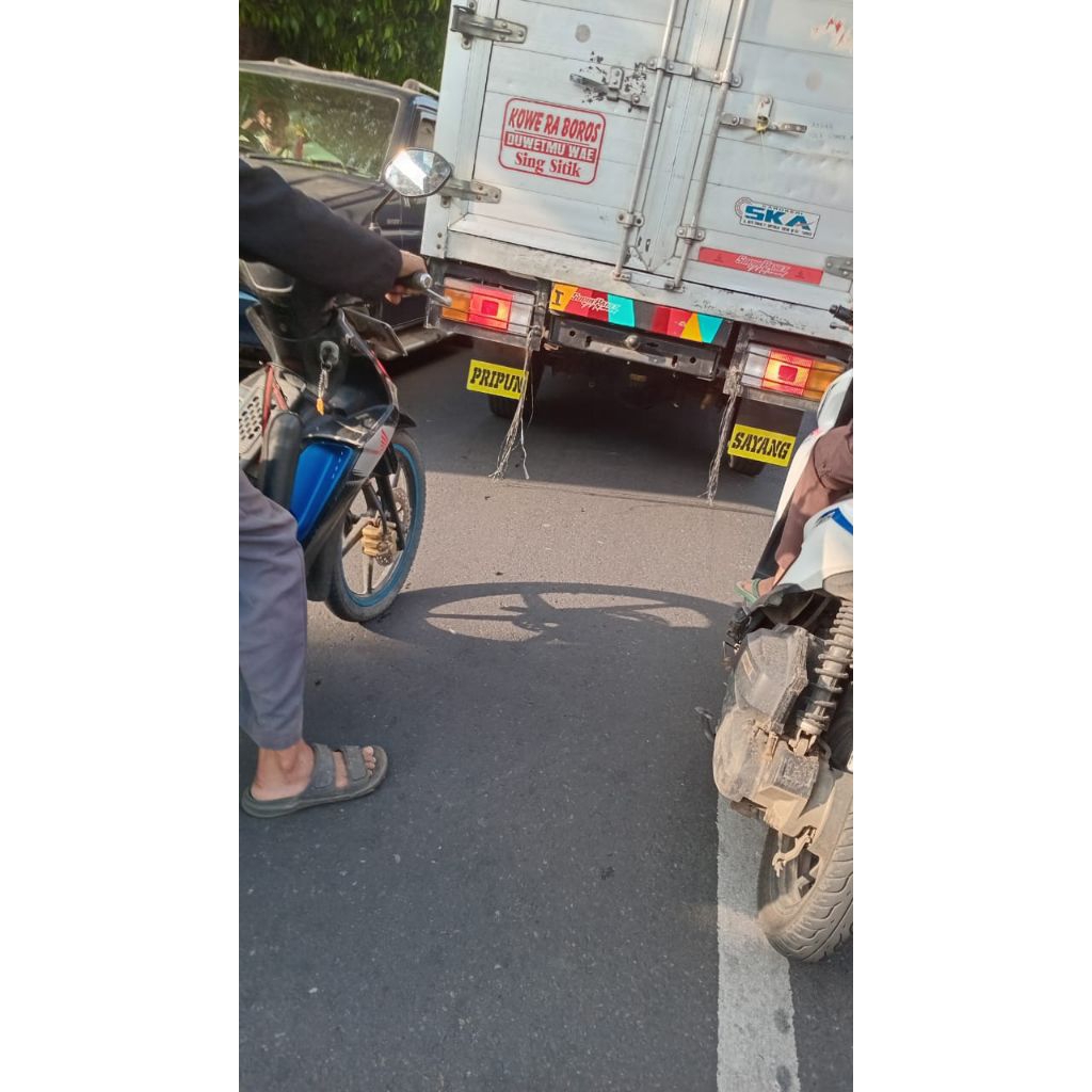 Kepet  Penahan Lumpur Untuk Roda Belakang Truck Engkel