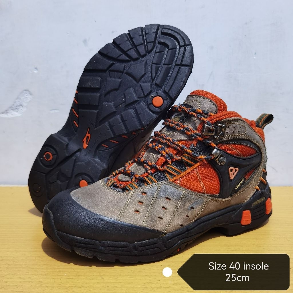 Sepatu Hiking PROSPECS MOUNTAIN GEAR GORE-TEX MID 40