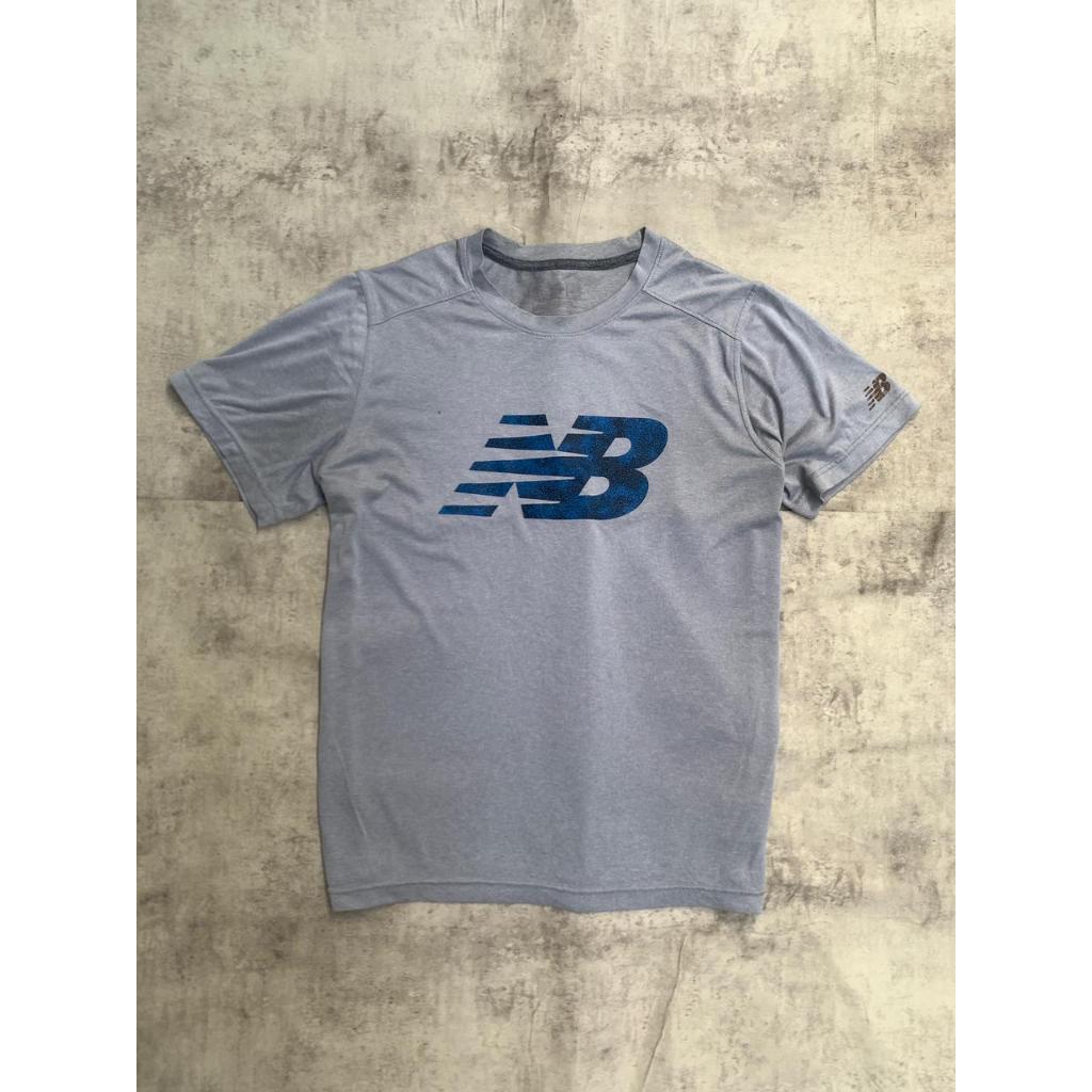 preloved kaos enbog logo besar baju jersey olahraga running lari sport gym trail run tennis basket b