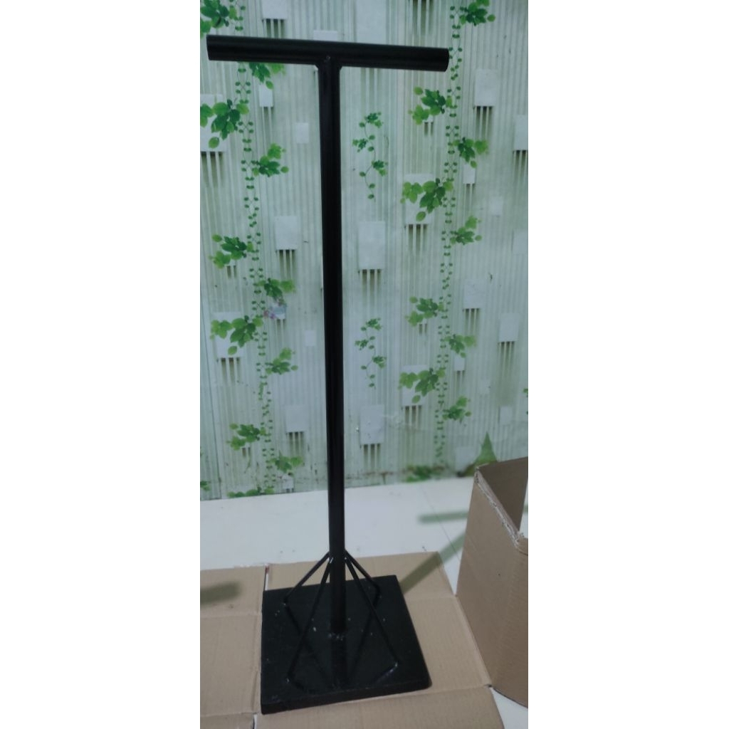 Oliver Syahdu Stamper Pemadat Tanah Manual Dengan Bahan Besi Kokoh ,Dan Kuat .Kwalitas Istimewa