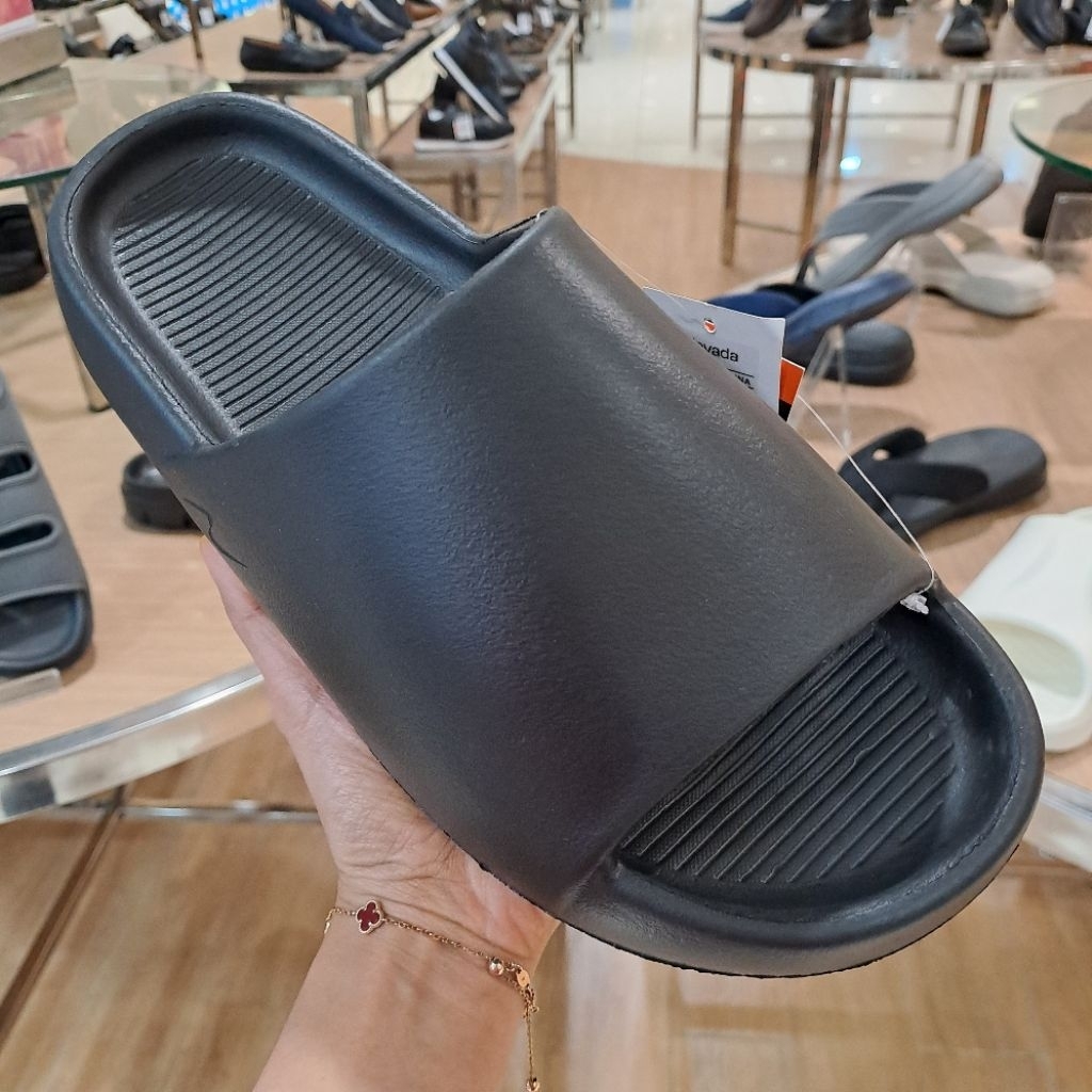 sandal pria karet anti basah nevada