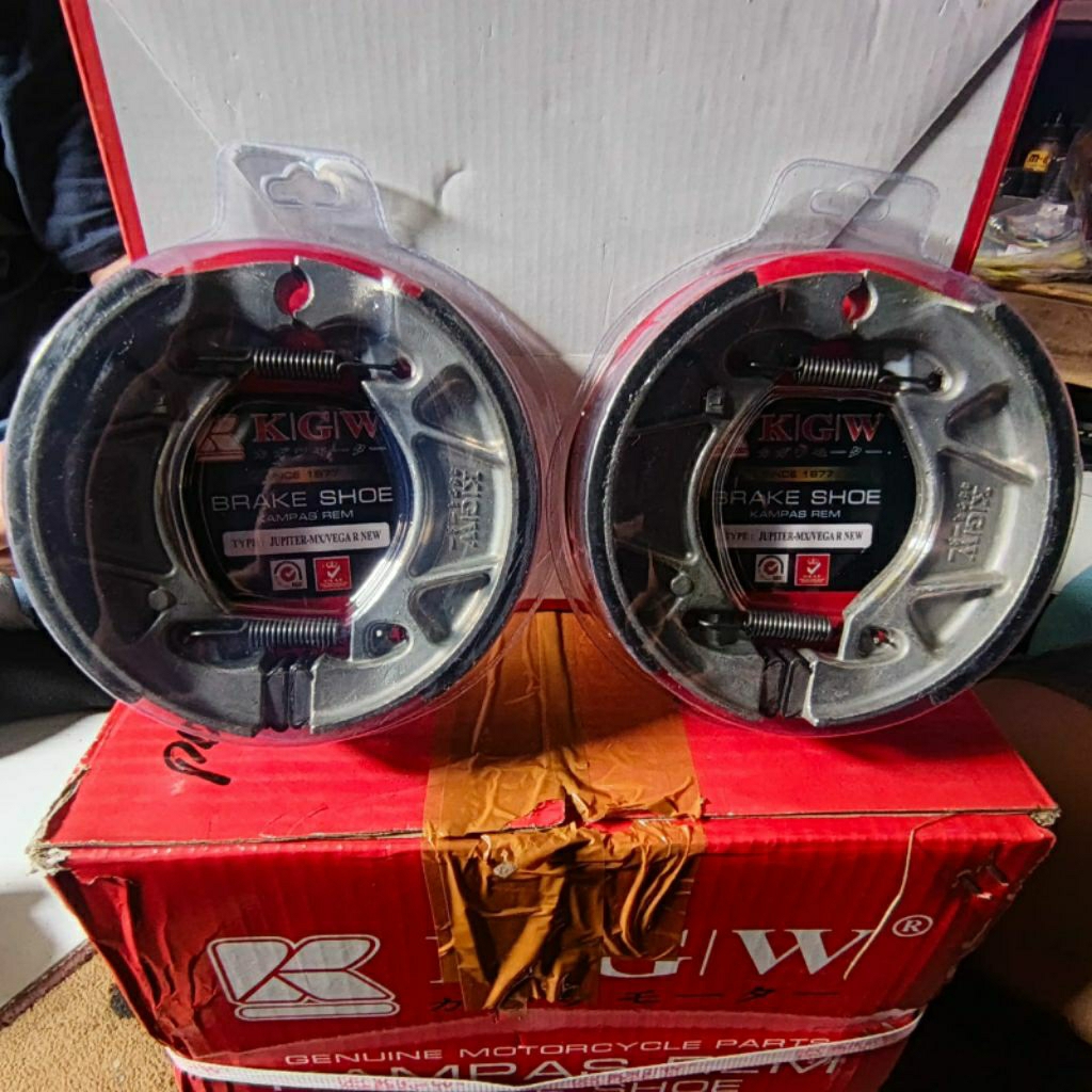 Kampas Rem Belakang Kgw