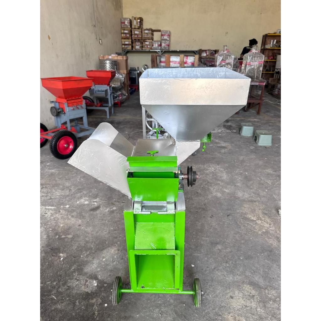 Mesin Pencacah Rumput Chopper Multifungsi Cacah Rumput Ranting Chopper Multifungsi