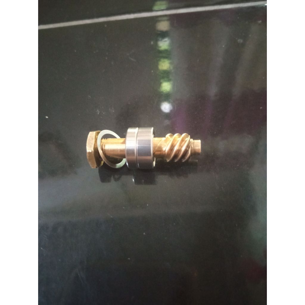 pinion gear reel daiwa tipe LT original +ring bearing