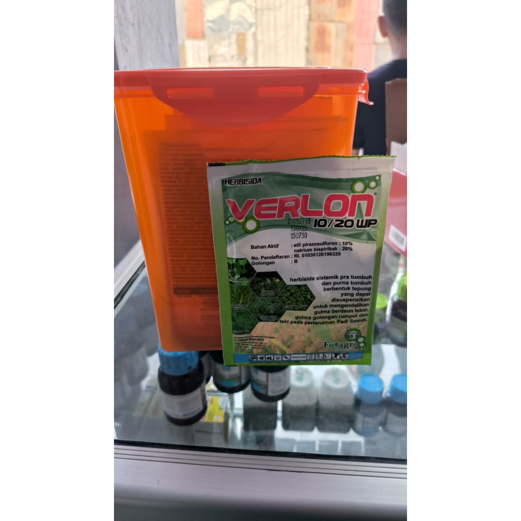 Herbisida selektif Verlon 30 WP @25 gr