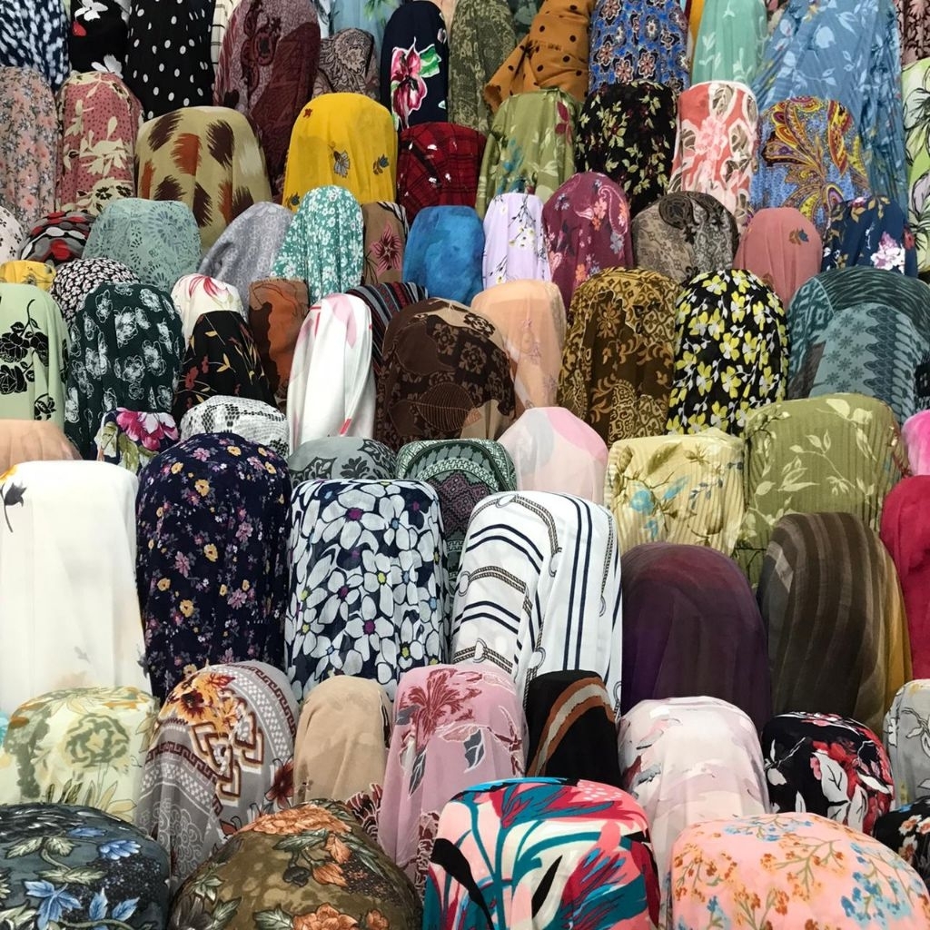 kain ceruti motif ~ kain ceruty motif bunga ~ kain sifon Ceruti motif bunga ~ kain ceruti motif nndd