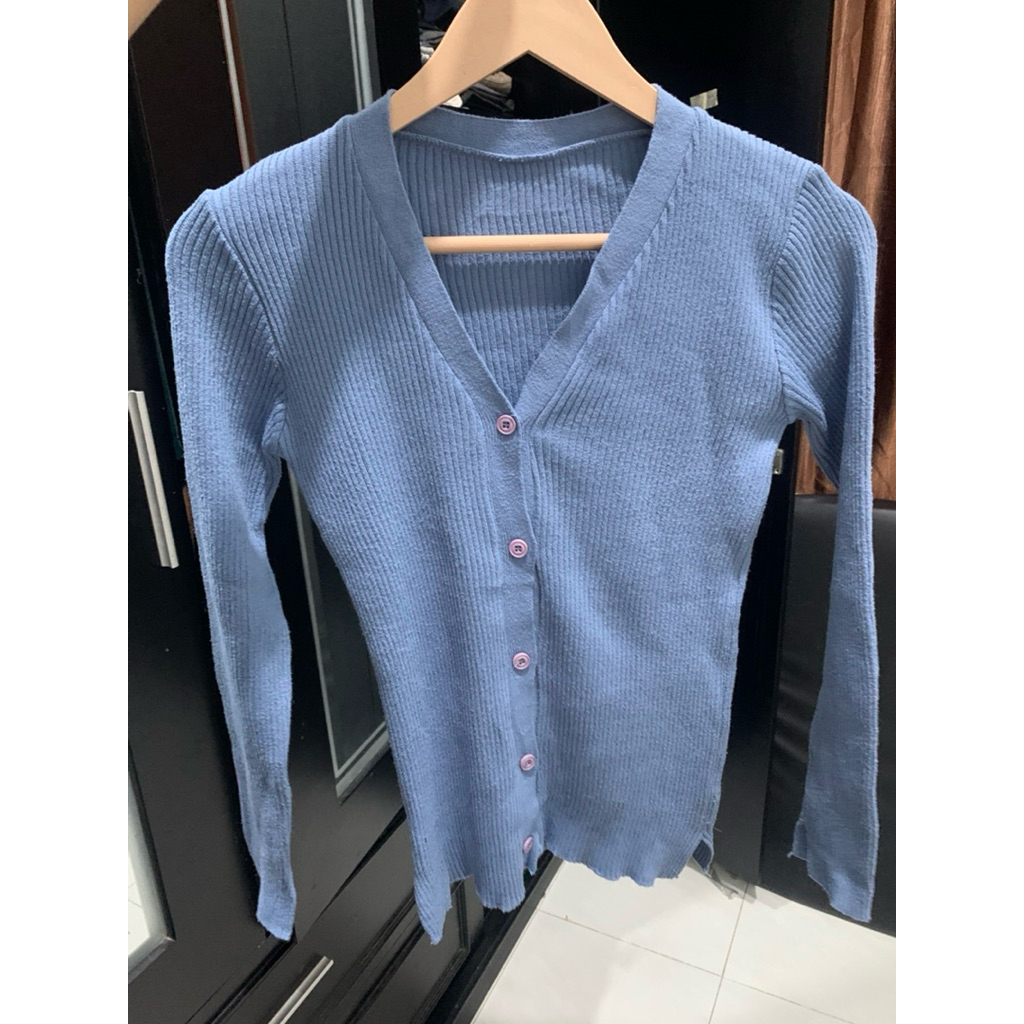 Cardigan Knit Baby Blue