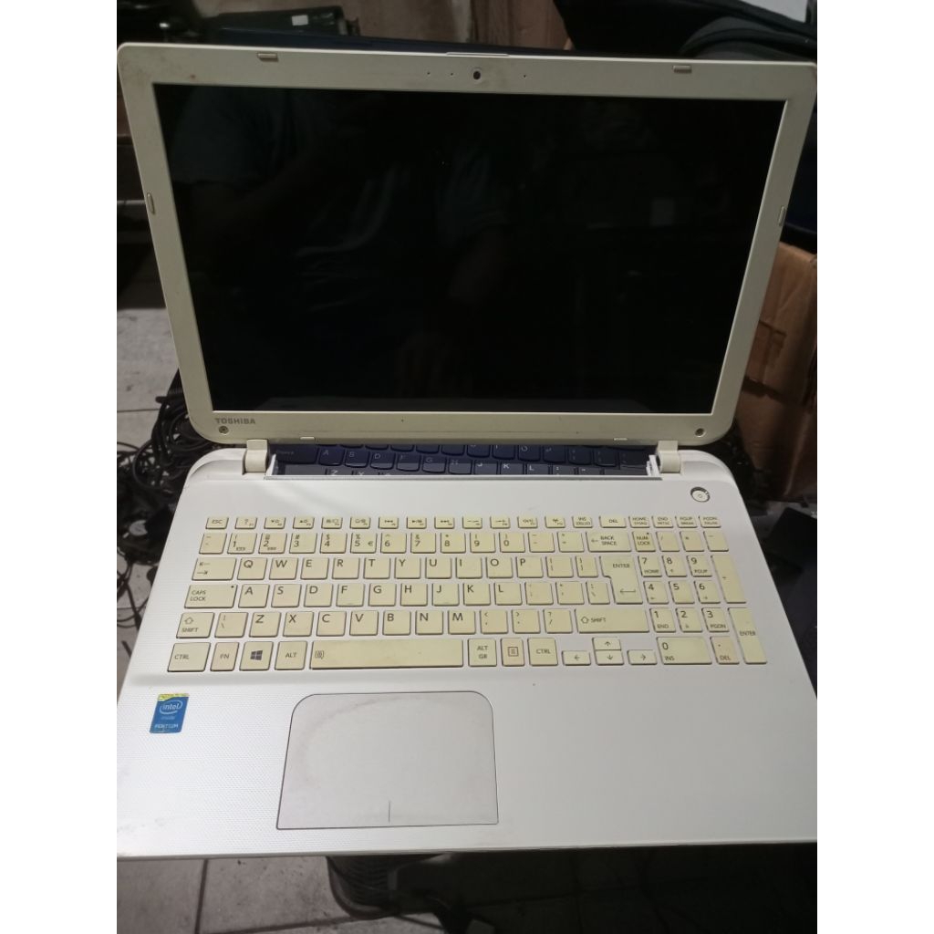 casing laptop Toshiba satelite c55-b1327