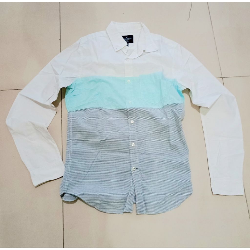 Baju Cowok Kemeja American Eagle Outfitters Slim Fit XS