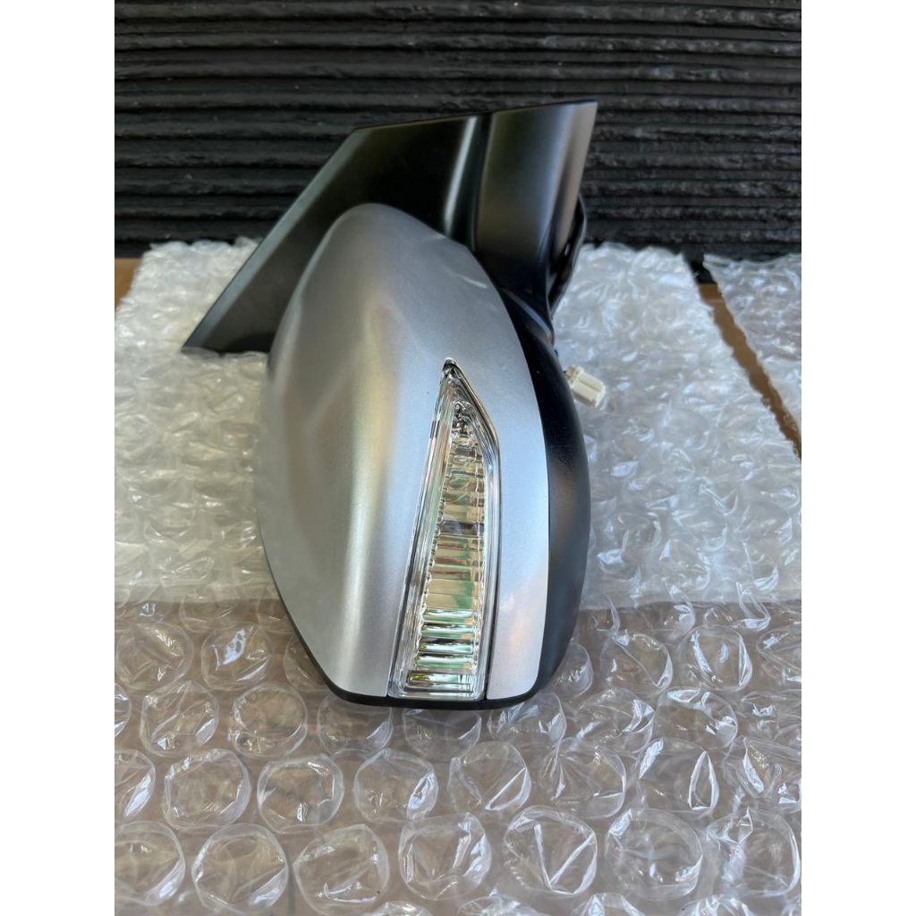 spion Livina l11 sisi kanan