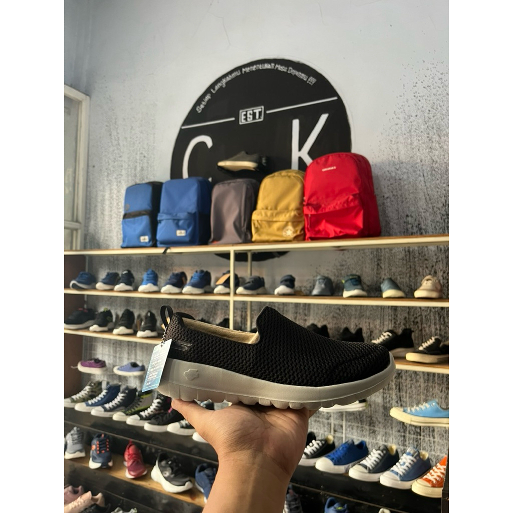 Skechers GO WALK JOY Black