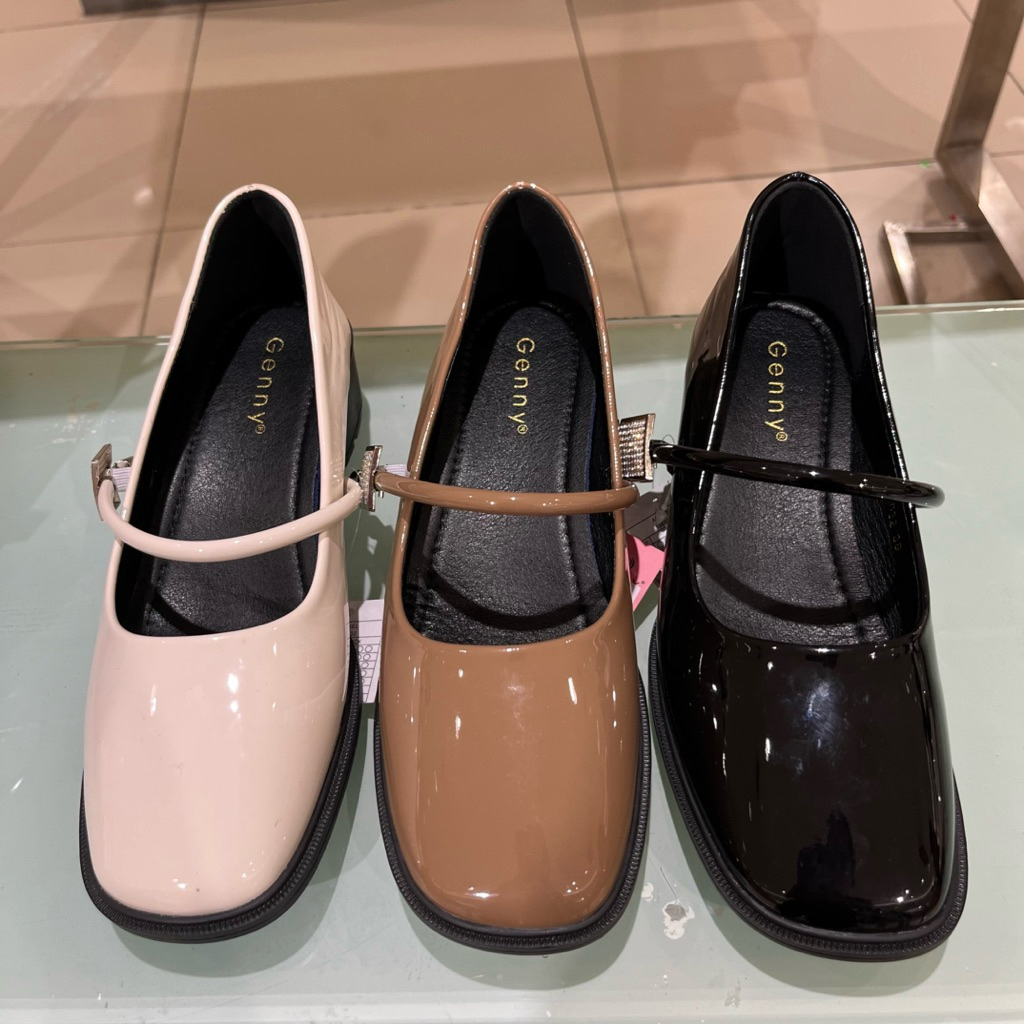 GENNY / sepatu wanita model dockmart /sepatu glossy