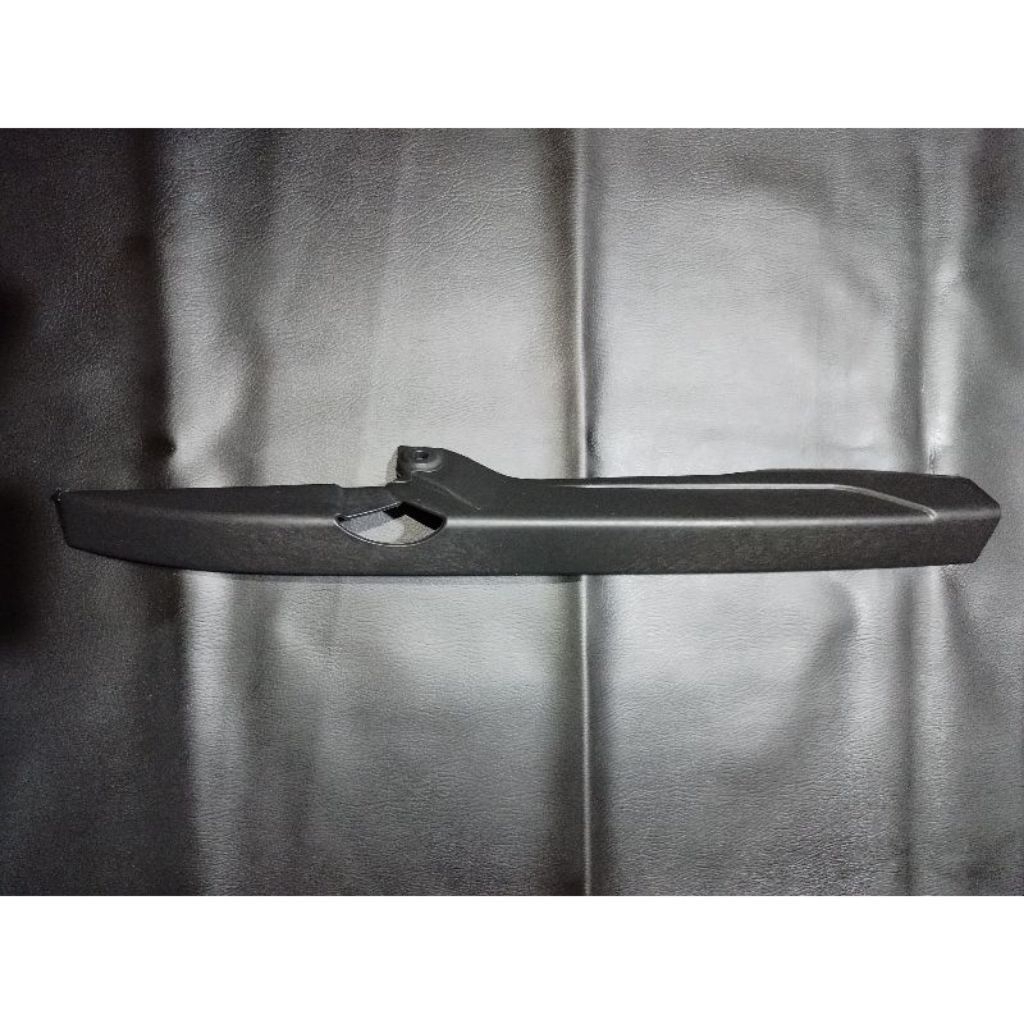 TUTUP RANTAI REVO ABSOLUTE