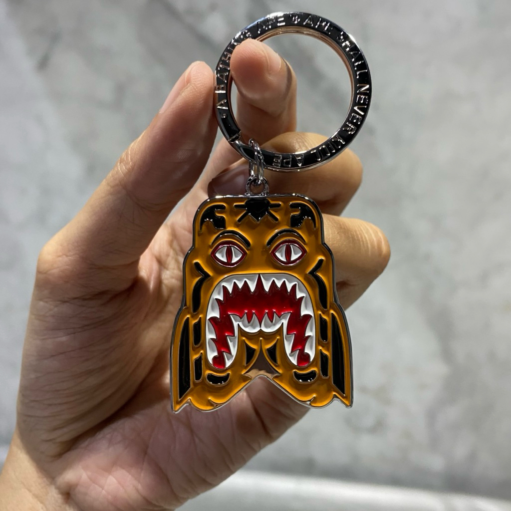 BAPE Tiger Metal Keychain A Bathing Ape Gantungan Kunci