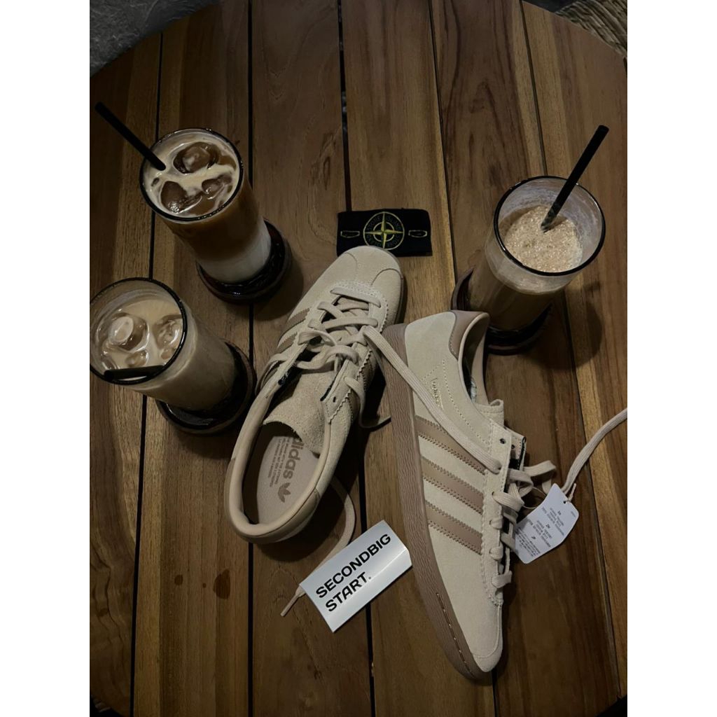 sepatu adidas stadt
