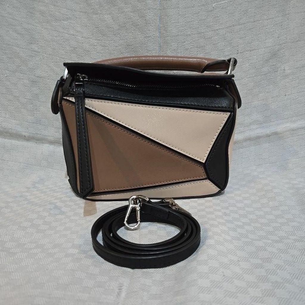 TAS L0E WE PUZZLE NANO 3 WARNA PRELOVED