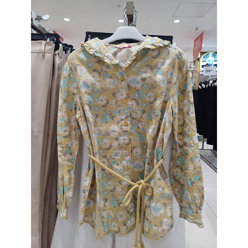 Blouse exit original