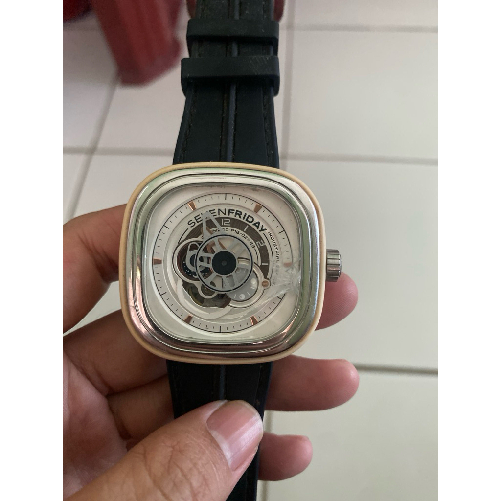 jam tangan sevenfriday