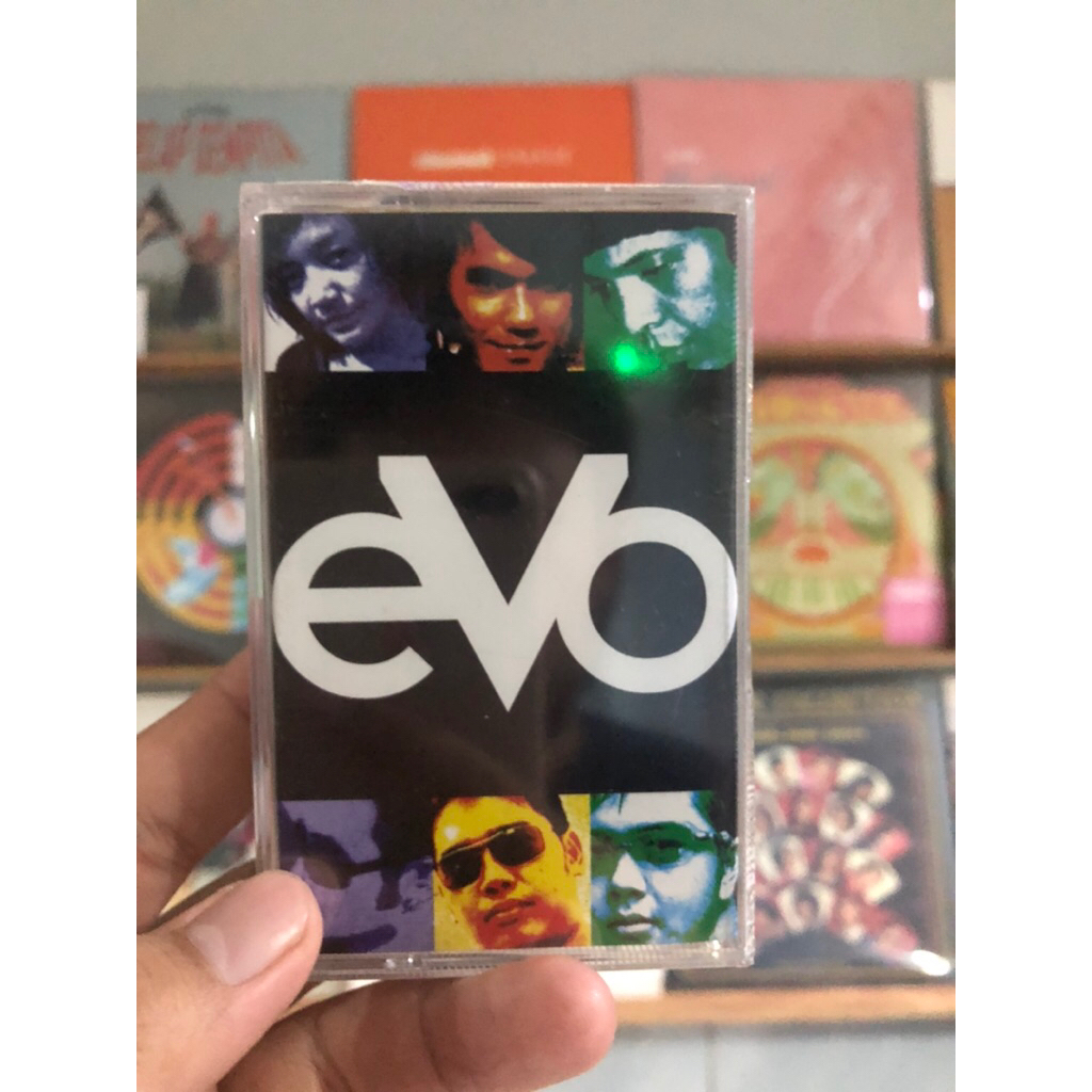 Kaset Pita Evo - Self Titled