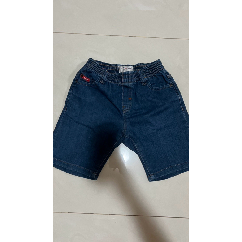 Celana Pendek Jeans Lee Cooper Size 7