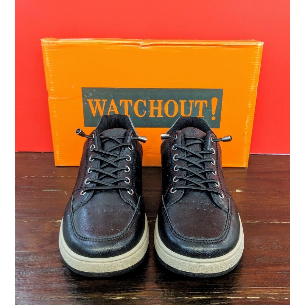 Sepatu Sneakers Original Watchout