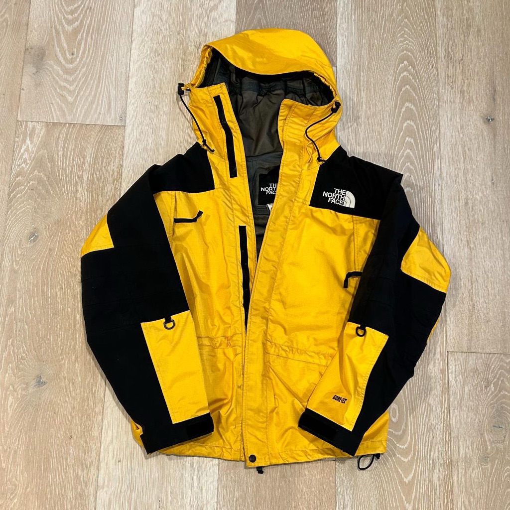 jaket gunung goretex
