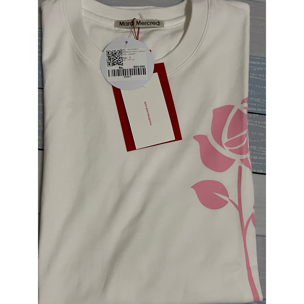 Mardi Une Rose New