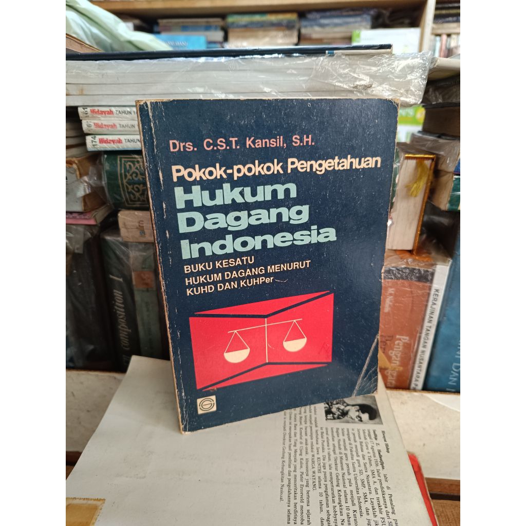 pokok pengetahuan hukum dagang Indonesia. buku 1. buku bekas oleh Kansil