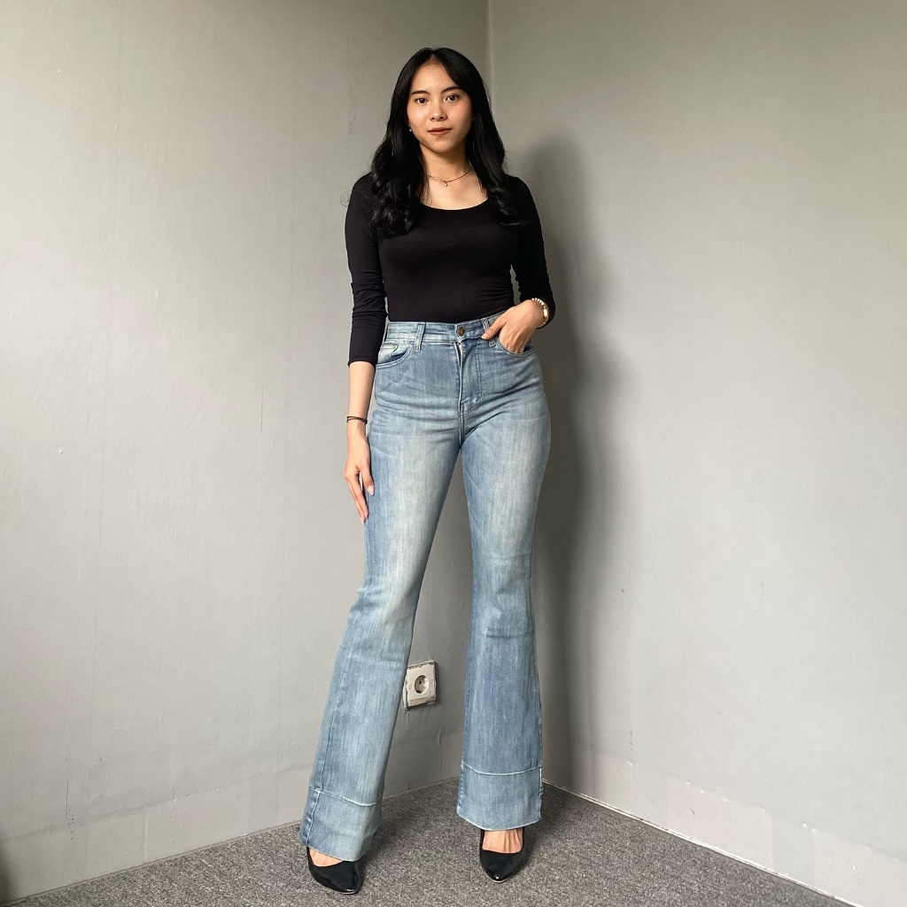 AILEEN Cutbay Highwaist Stretch Gaya Korea flare Denim Jeans WarungCelana Wanita Premium Quality