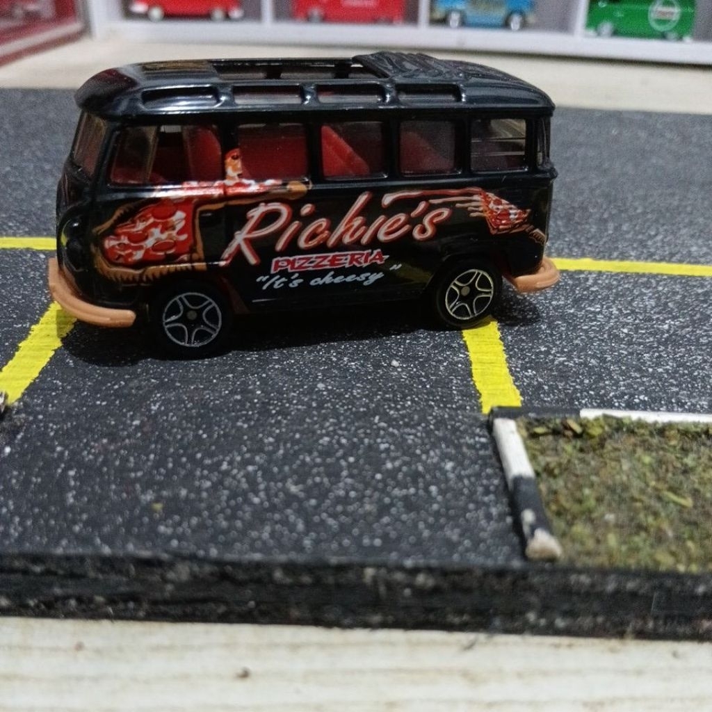 MATCHBOX VW TRANSPORTER