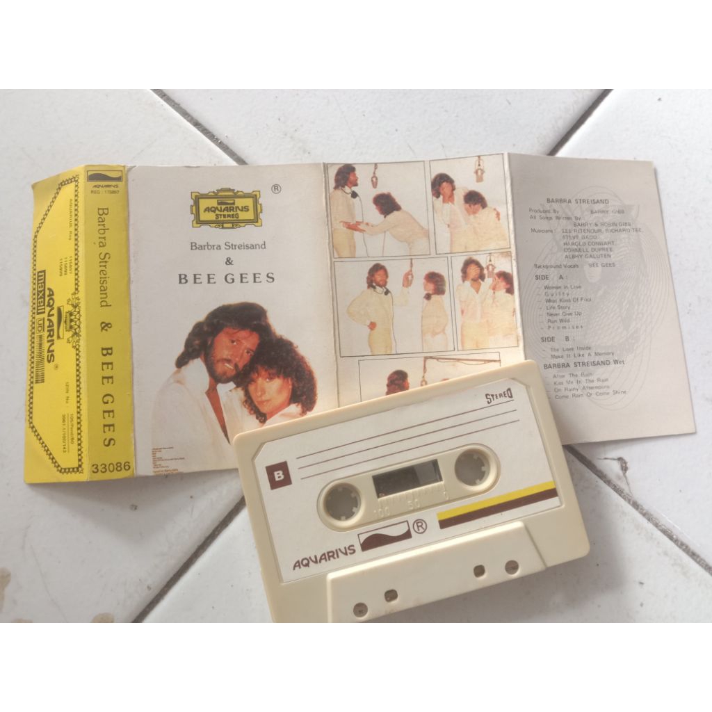 Kaset Pita Bee Gees Linda Ronstand