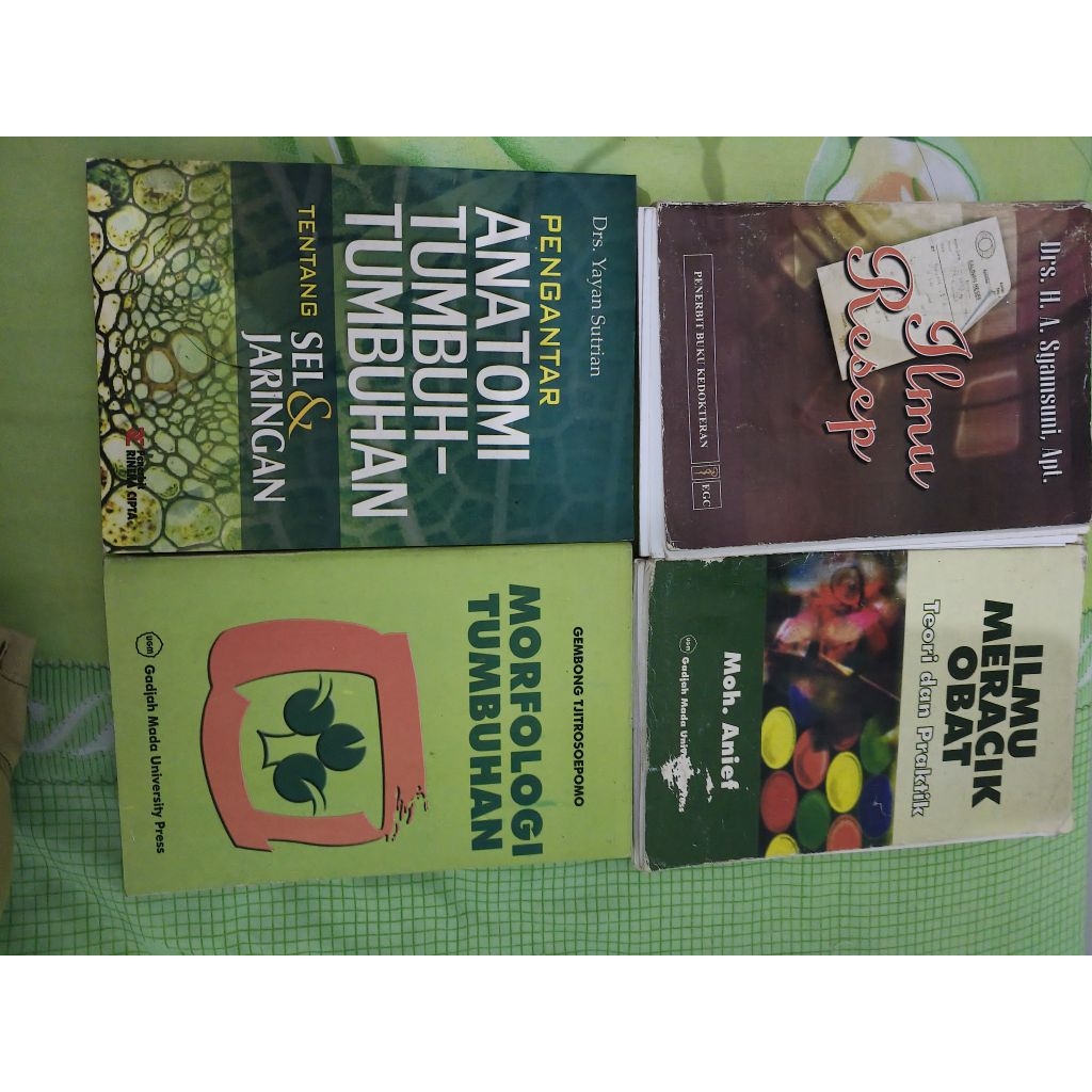 Preloved Buku Farmasi (Ilmu Resep, Ilmu Meracik Obat, Pengantar Anatomi Tumbuh-tumbuhan, dan Morfolo