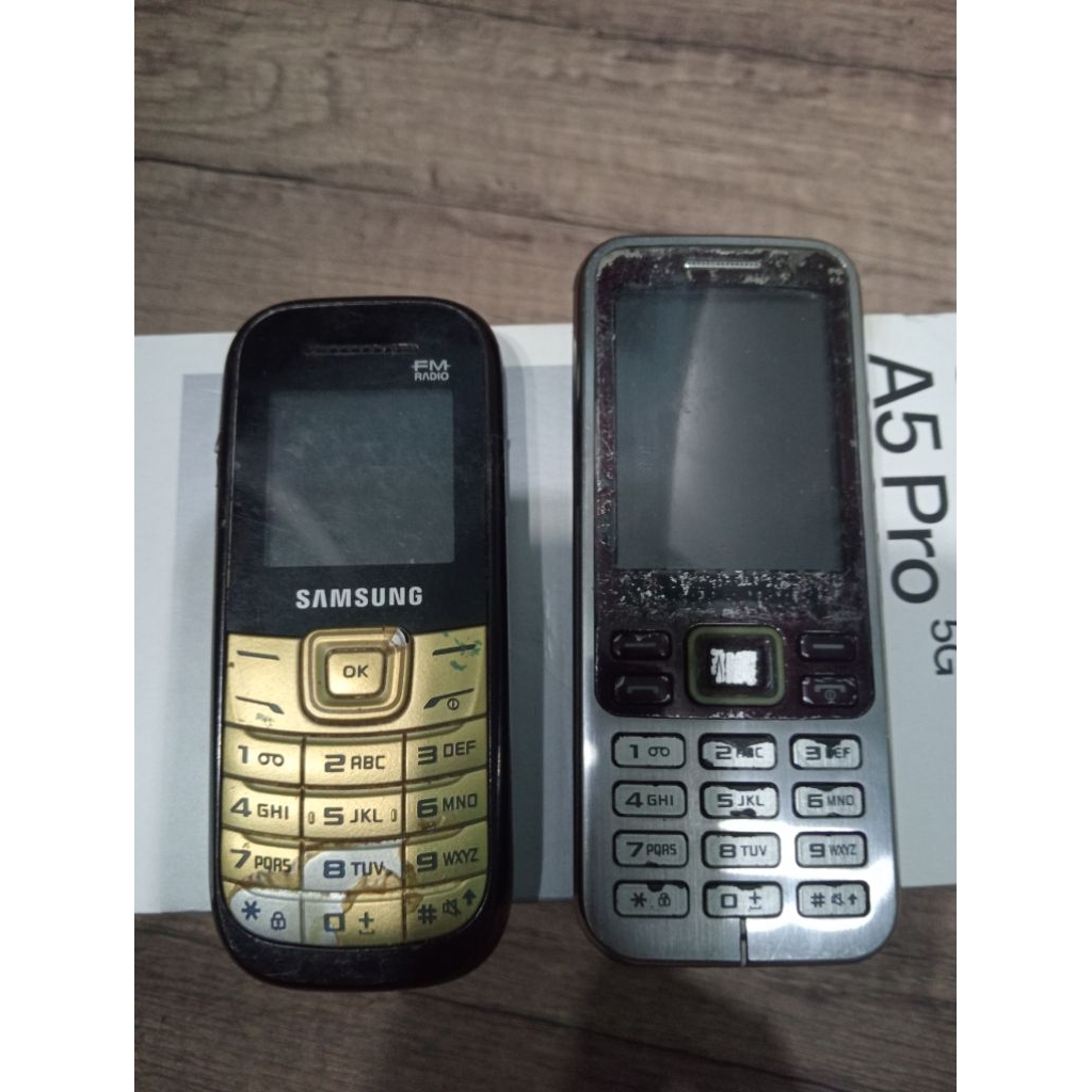 HP SAMSUNG C3322,GT 1205y MESIN NORMAL MINUS LCD BORONGAN 2 BIJI