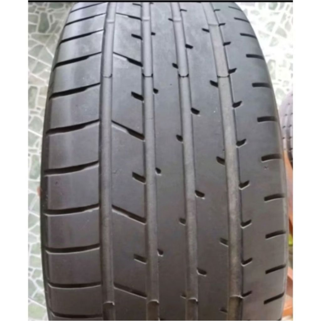 Ban Mobil Copotan Ring 19 Merek Toyo Proxes 225/55 R19 Second Tubles
