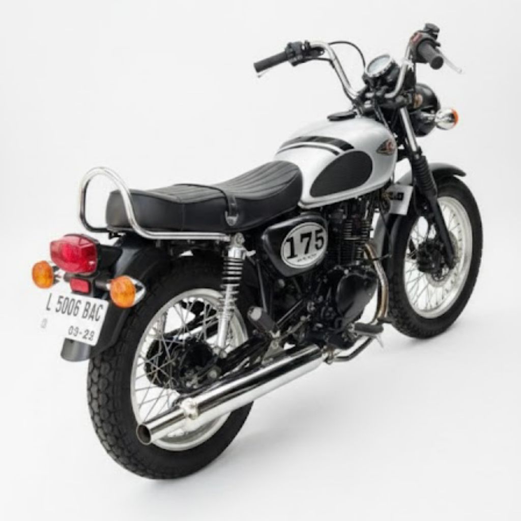 Jok Kawasaki W175 / Jok Kawasaki W175 Custom Vintage 70's Style / Jok British Kawasaki W175 PNP