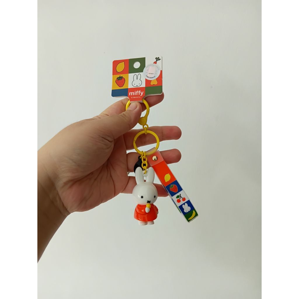 miffy ganci miffy gantungan kunci miffy boneka miffy aksesoris miffy tas miffy kaos kaki miffy pouch