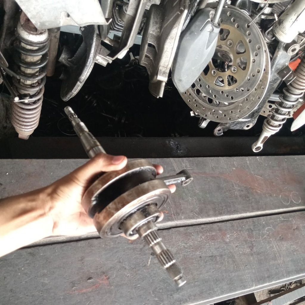 as kruk kruk as bandul suzuki spin,skywave,skydrive original copotan