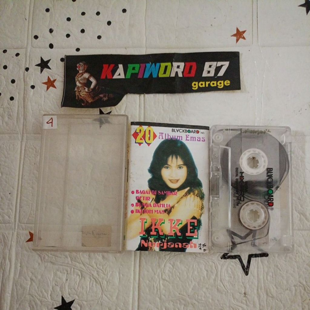 KASET PITA,,, 20 ALBUM EMAS IKKE NURJANAH