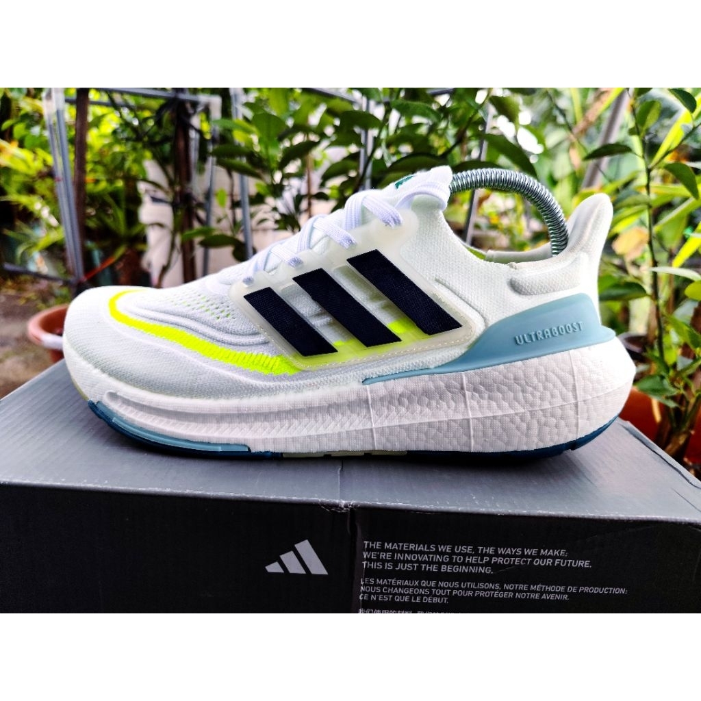 SEPATU RUNNING CASUAL ADIDAS ULTRABOOST 23