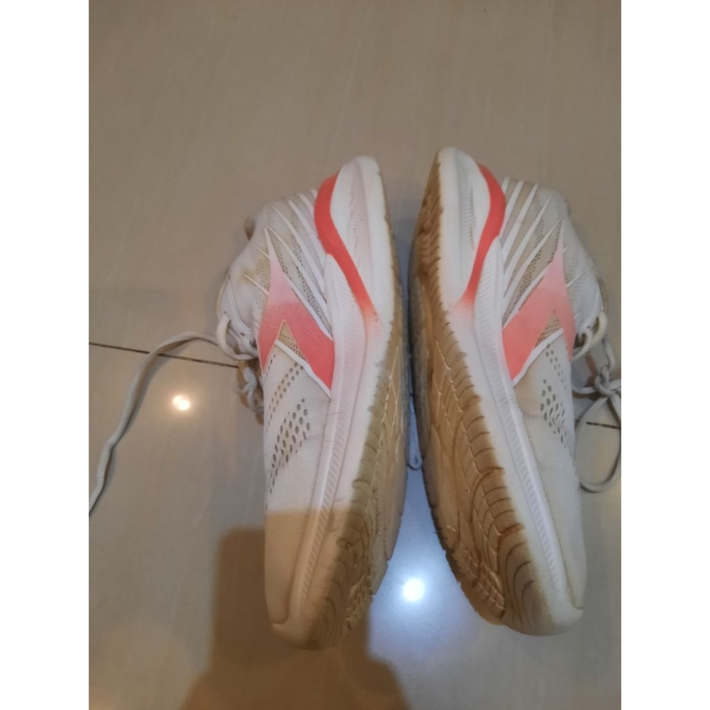 Jual sepatu running sepatu lari diadora galunter running ukr 39 second Sneakers Sport Cewek original