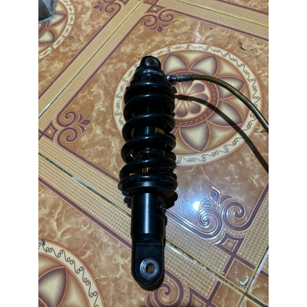 monoshock rcb satria fu