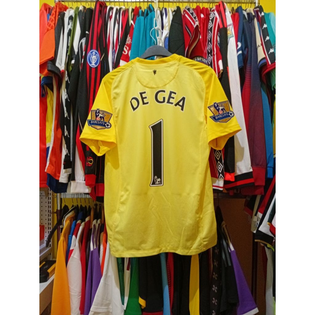 JERSEY BOLA GO MU GK KUNING