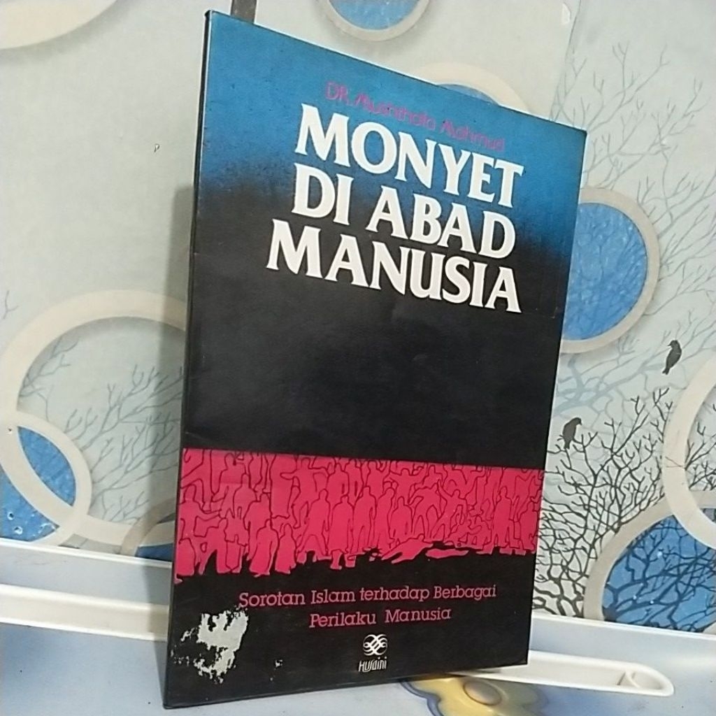 MONYET DI ABAD MANUSIA