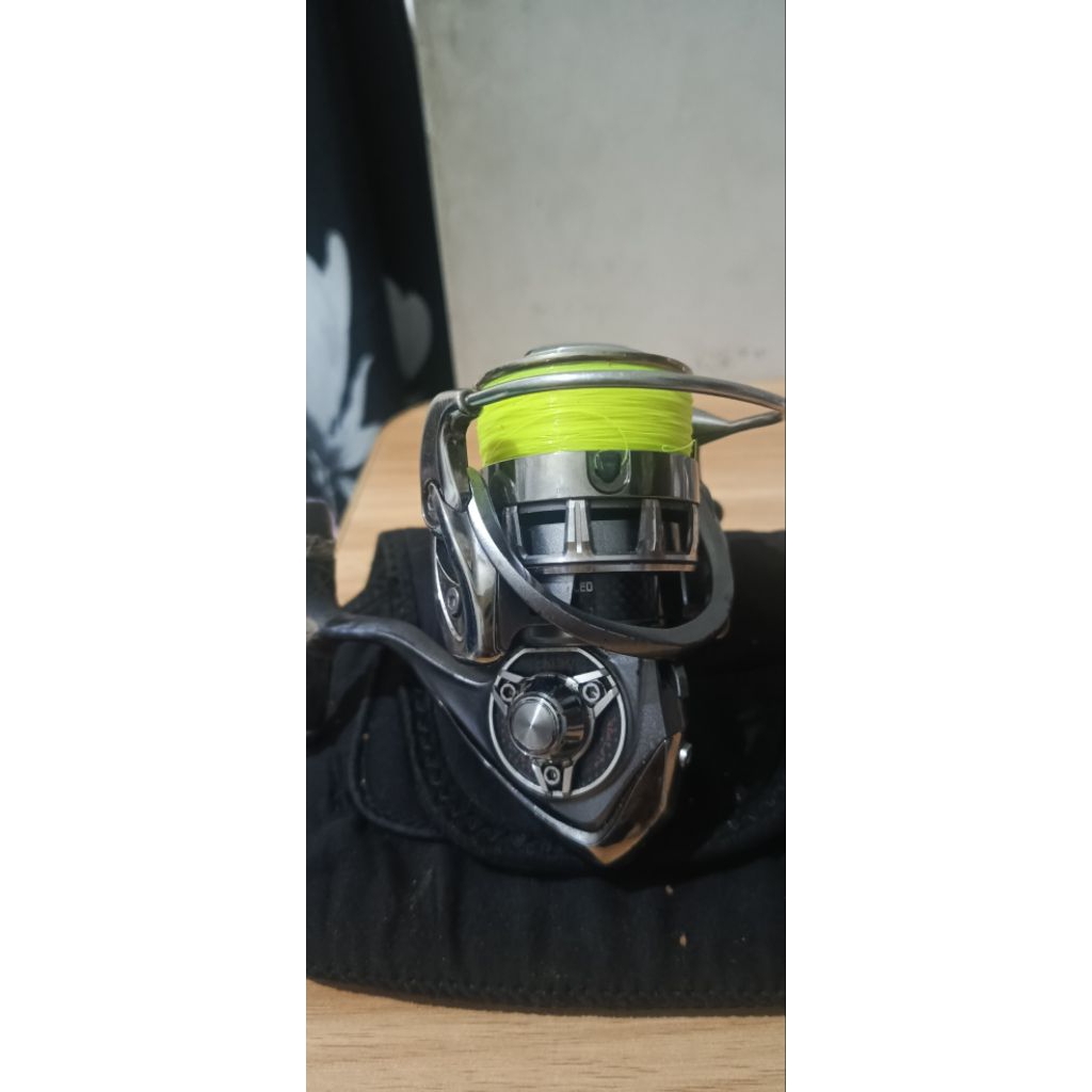 reel daiwa exist robot 2508 h