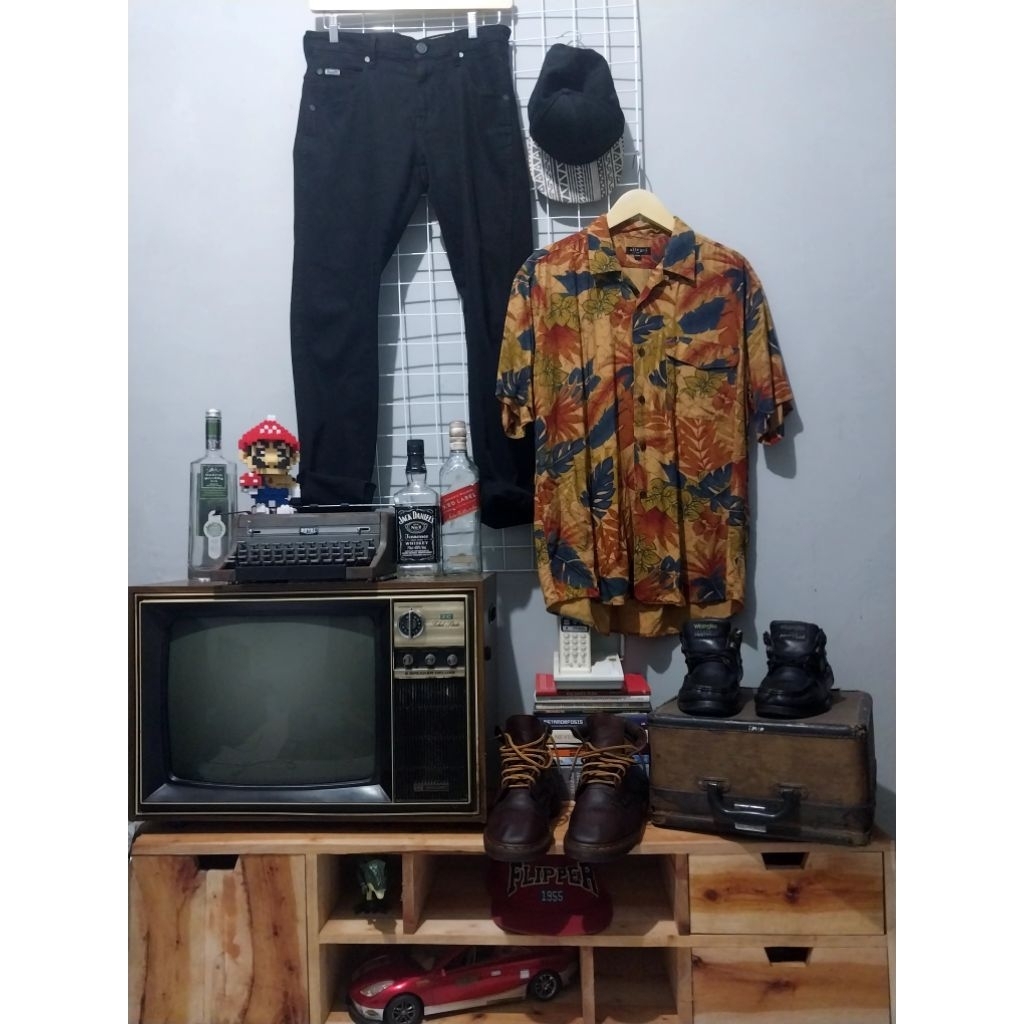 kemeja open collar made in italy