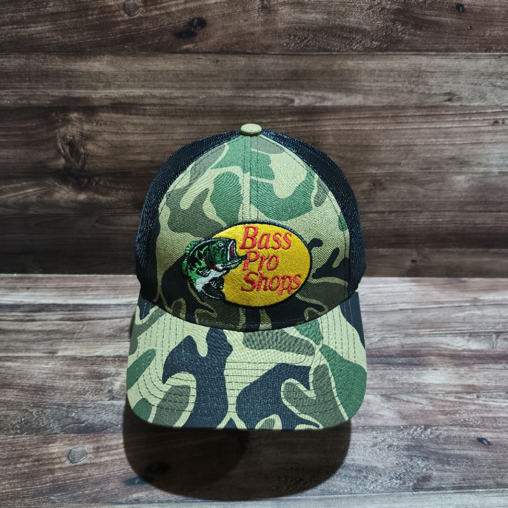 trucker hat bass pro shops camo logo bordir